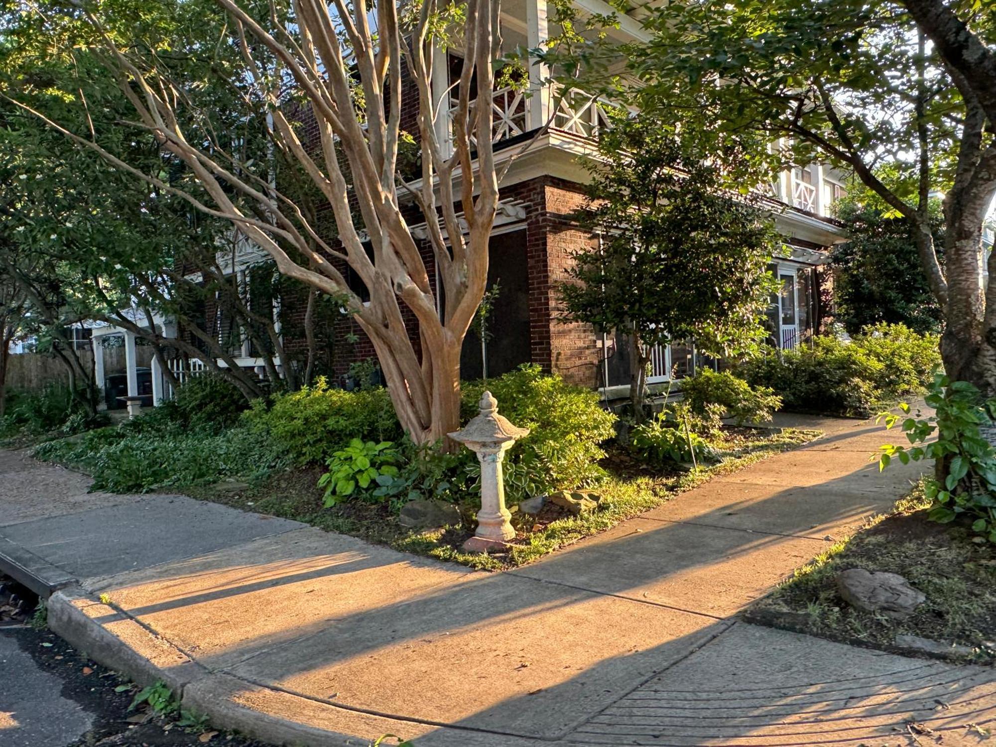 Southern Elegance In Heart Of Memphis Eksteriør bilde